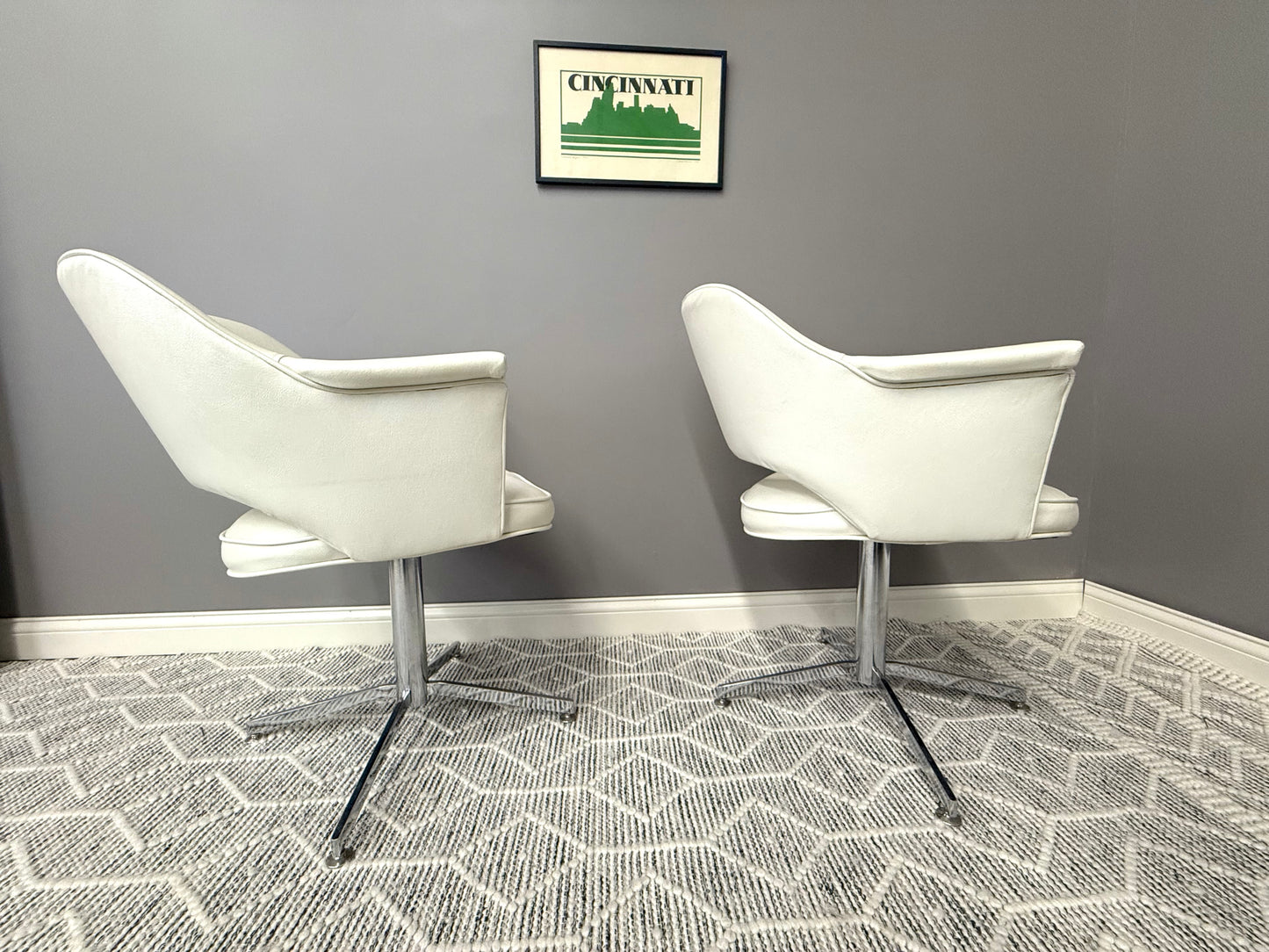 White MCM Swivel Chair Set
