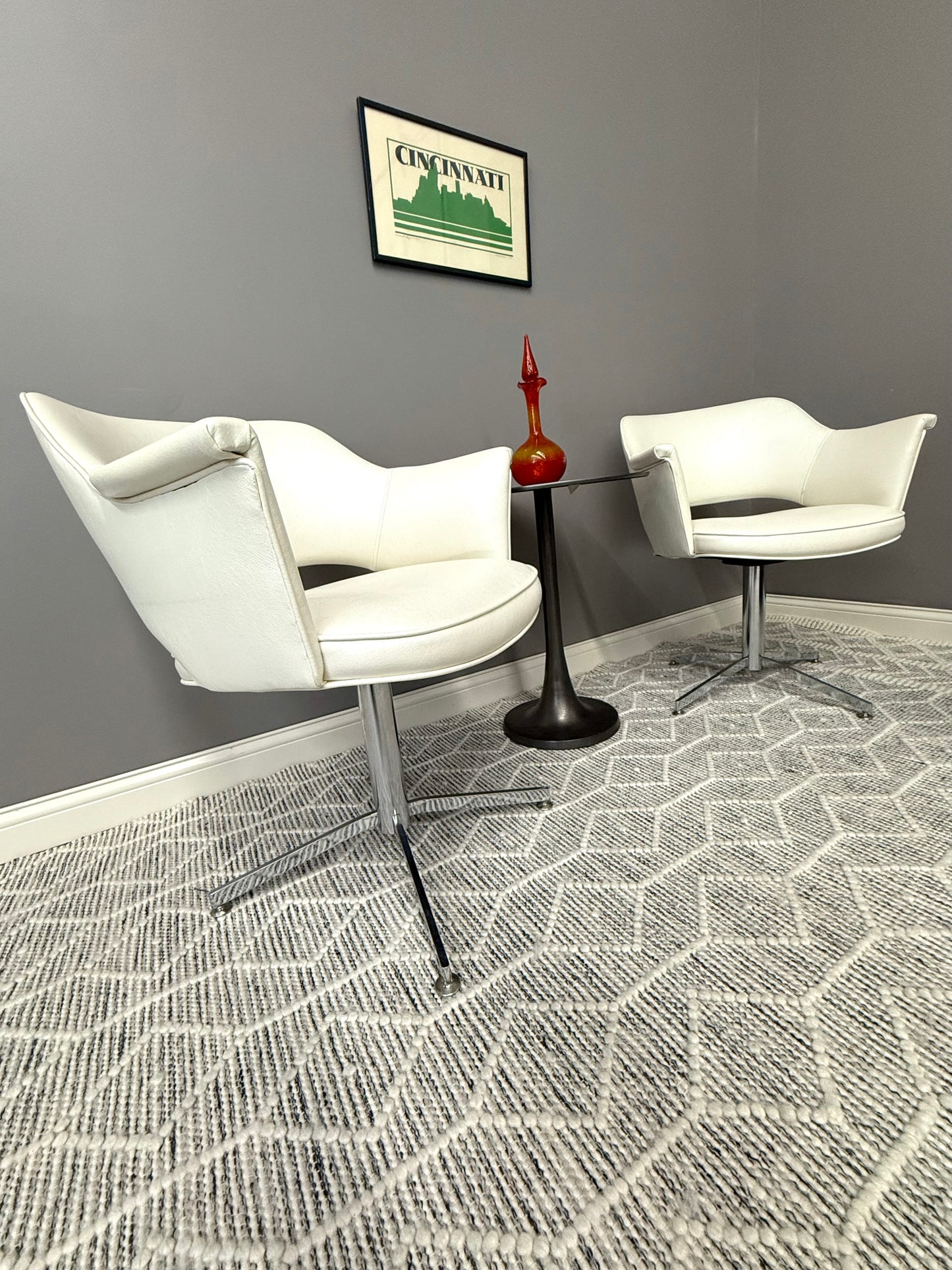 White MCM Swivel Chair Set